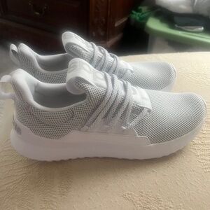 Adidas Lite Racer Adapt 5.0 Sneaker - size 10